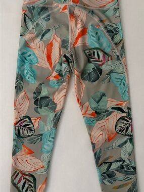 Maaji Multicolor Tropical Leaf Active Leggings  Women’s Medium